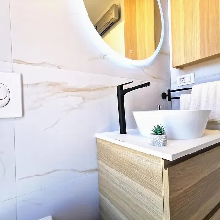 Apartman Diva With Heated Pool Trogir
